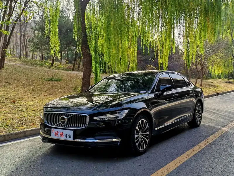Volvo S90, 2023