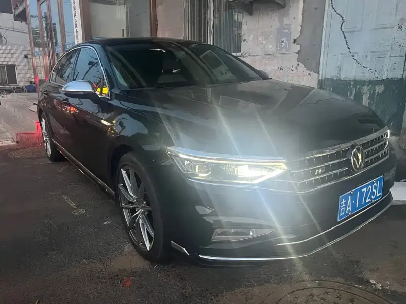 Volkswagen Magotan, 2023
