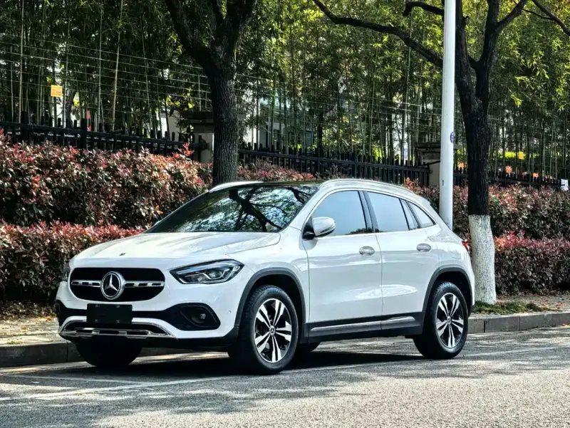 Mercedes-Benz GLA, 2023