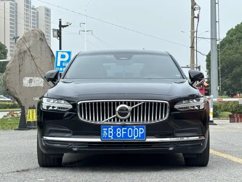 Volvo S90, 2021