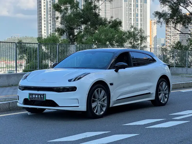 Zeekr 001, 2022