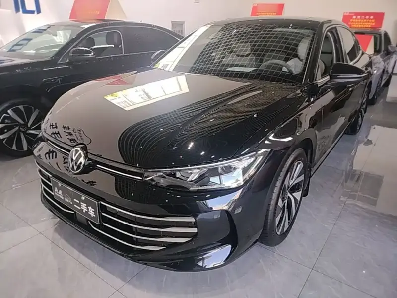 Volkswagen Passat, 2024