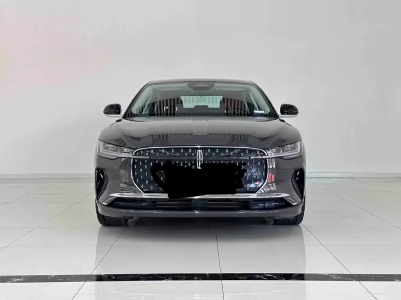 Lincoln Z, 2025