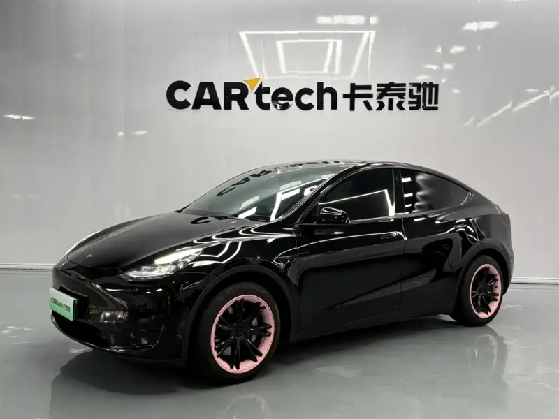 Tesla Model Y, 2023