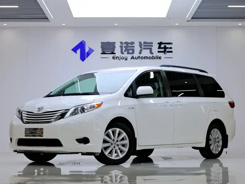Toyota Sienna, 2017