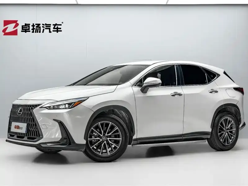 Lexus NX, 2023