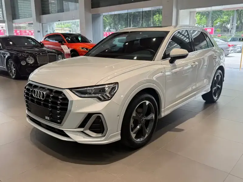 Audi Q3, 2023