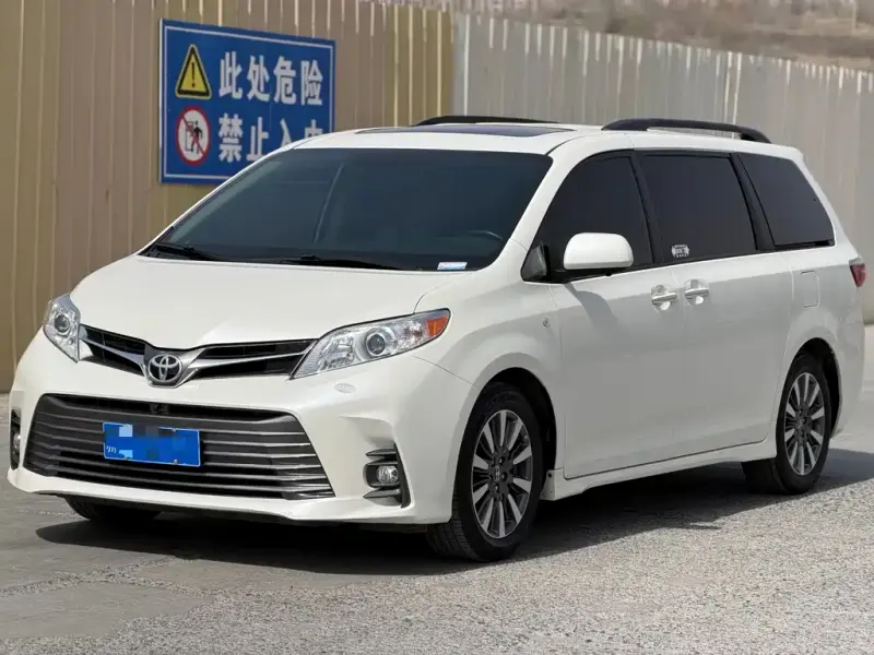 Toyota Sienna, 2020