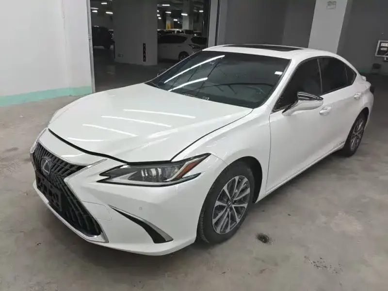 Lexus ES, 2021