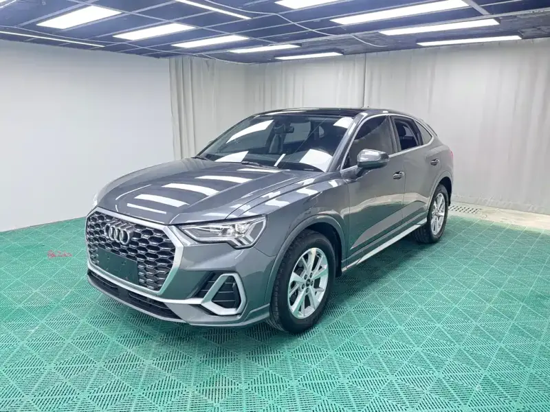 Audi Q3 Sportback, 2022