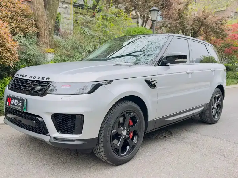 Land Rover Sport PHEV, 2021
