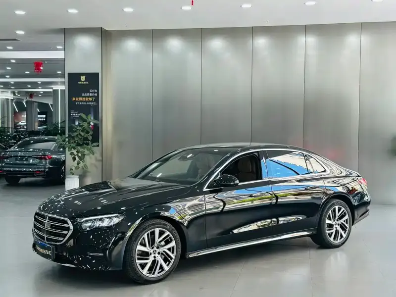 Mercedes-Benz E-Class, 2025