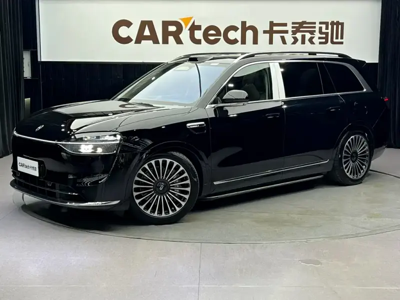 AITO M9, 2025