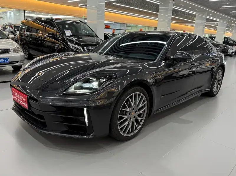 Porsche Panamera, 2025