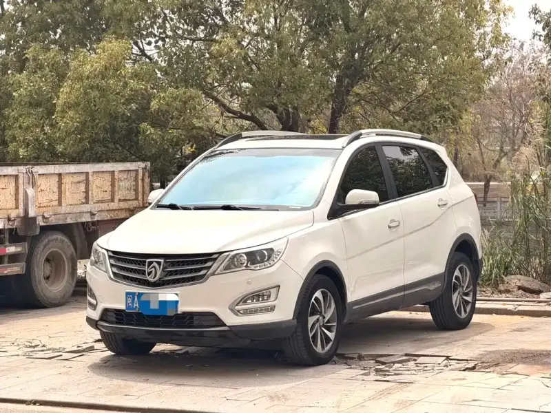 Baojun 560, 2017