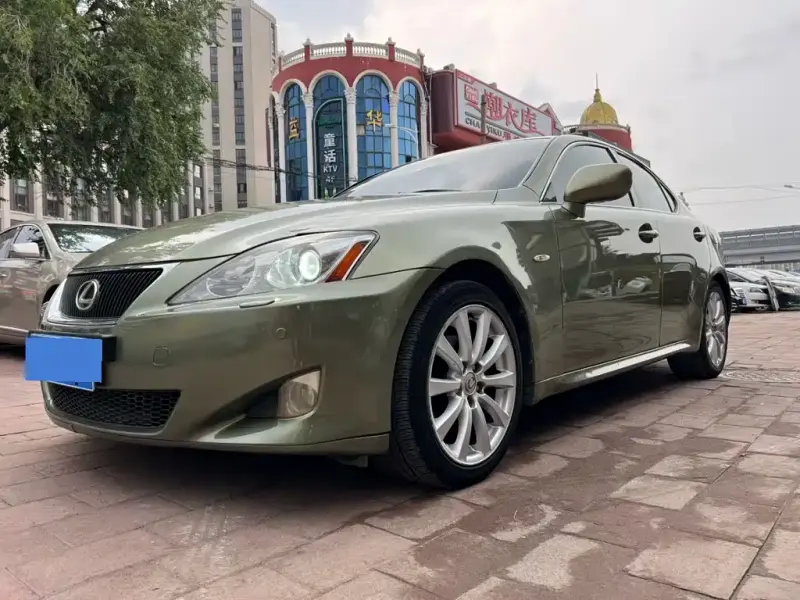Lexus IS, 2008