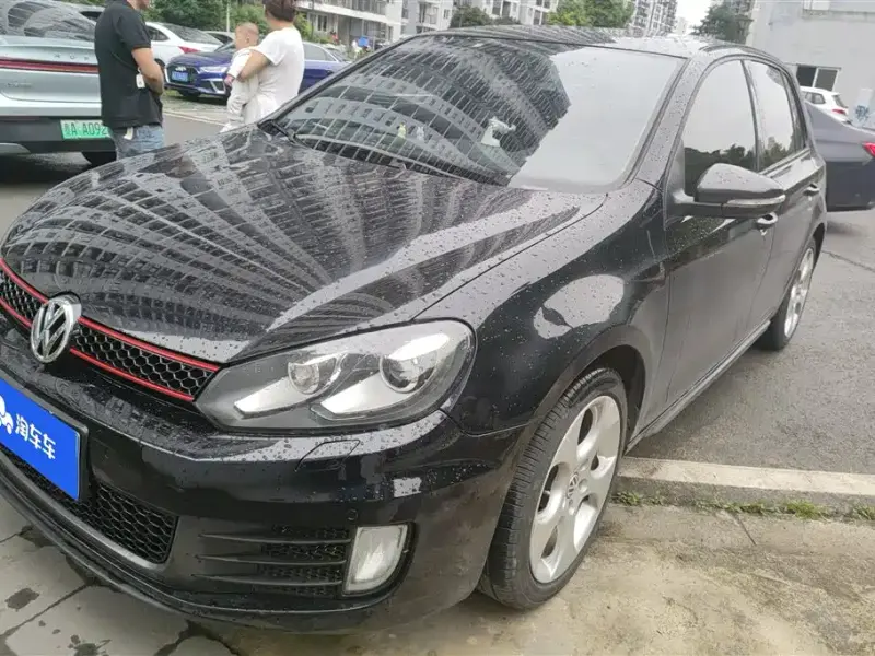 Volkswagen Golf GTI, 2011