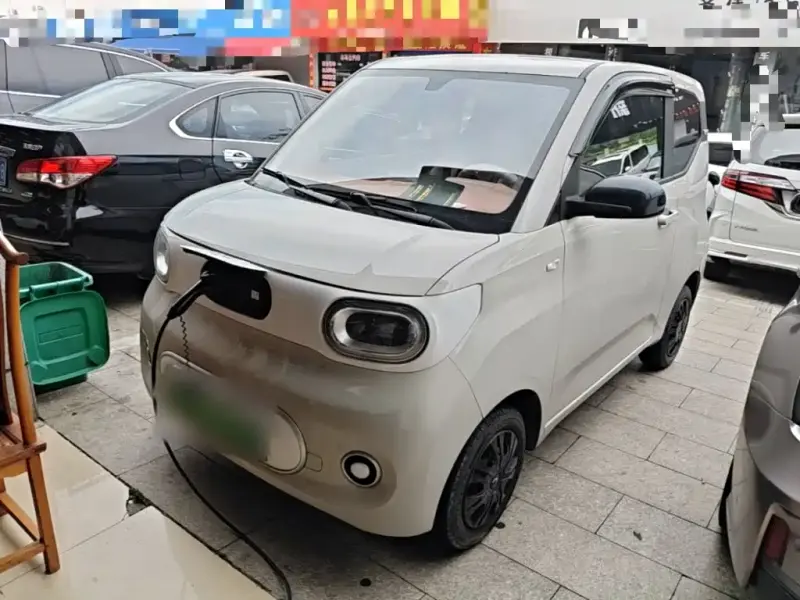 Wuling MINIEV, 2025