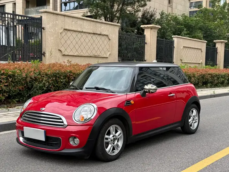 MINI Mini, 2014