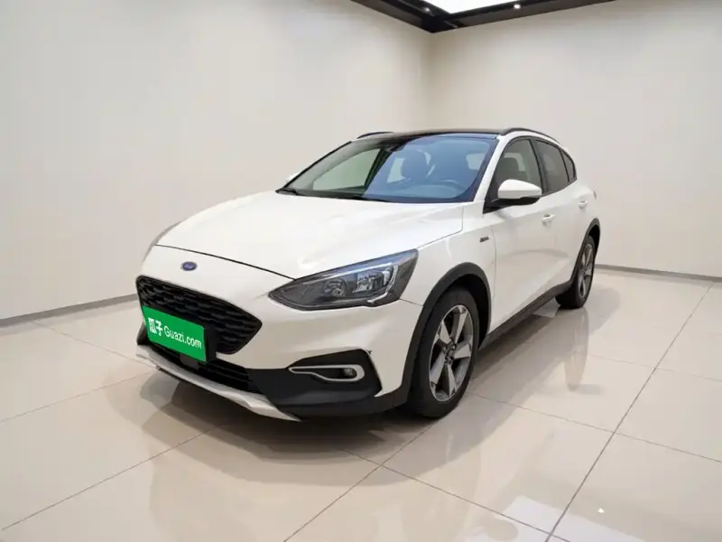 Ford Focus Active, 2020