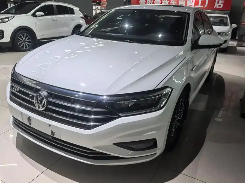 Volkswagen Sagitar, 2020