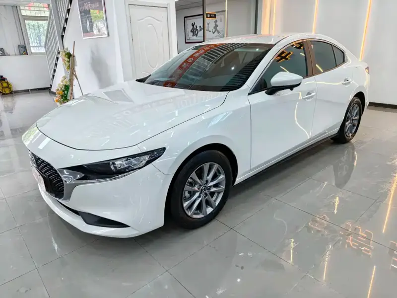 Mazda 3 Axela, 2023