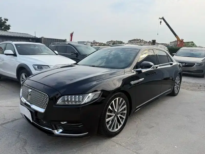 Lincoln Continental, 2016