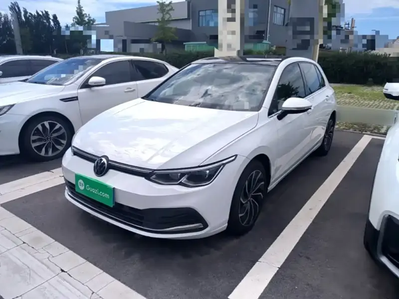 Volkswagen Golf, 2020