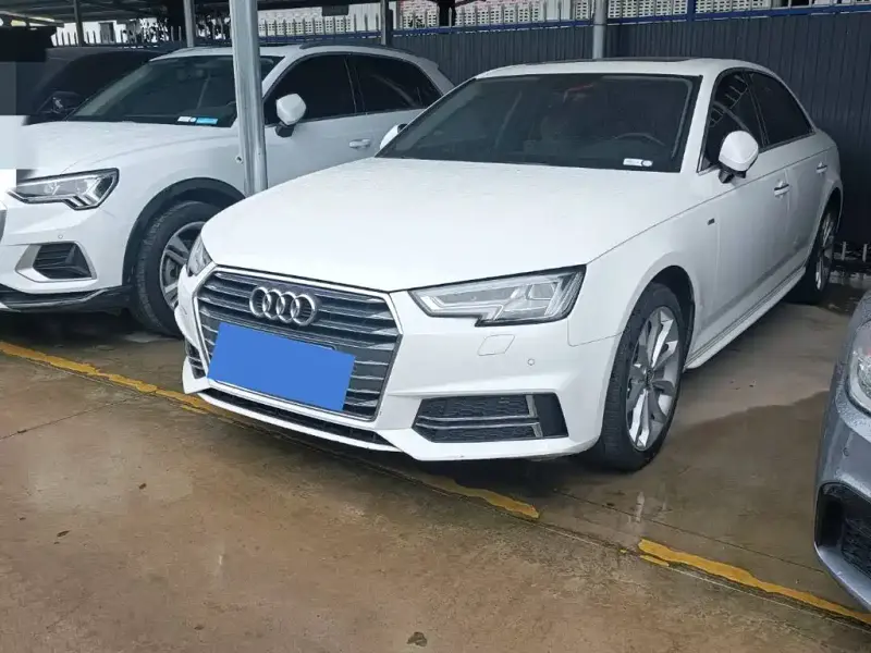Audi A4L, 2017