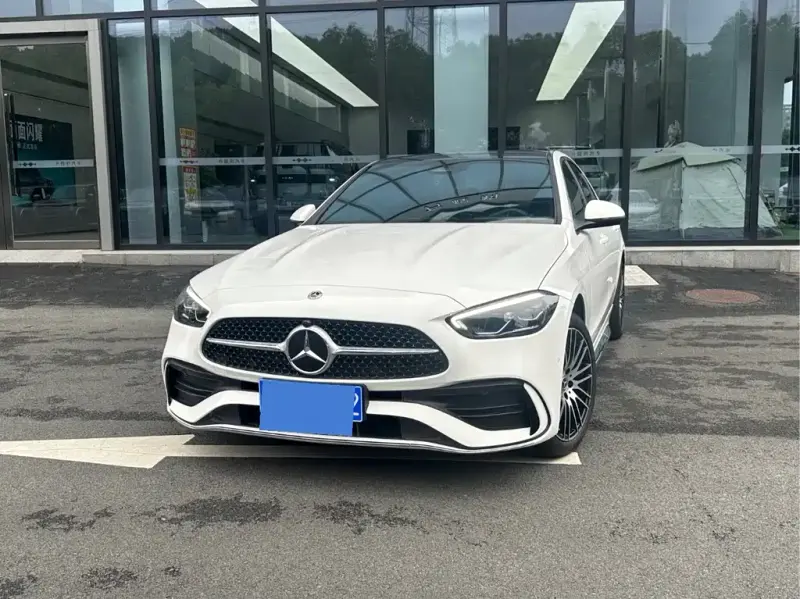 Mercedes-Benz C-Class, 2022