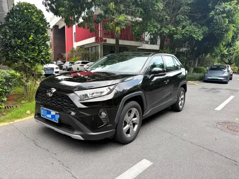 Toyota RAV4, 2022