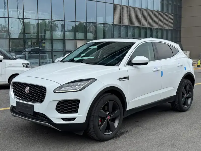 Jaguar E-PACE, 2021