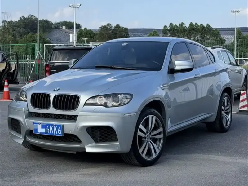 BMW X6 M, 2011