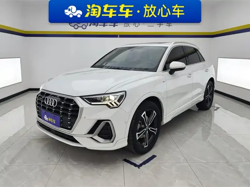 Audi Q3, 2021