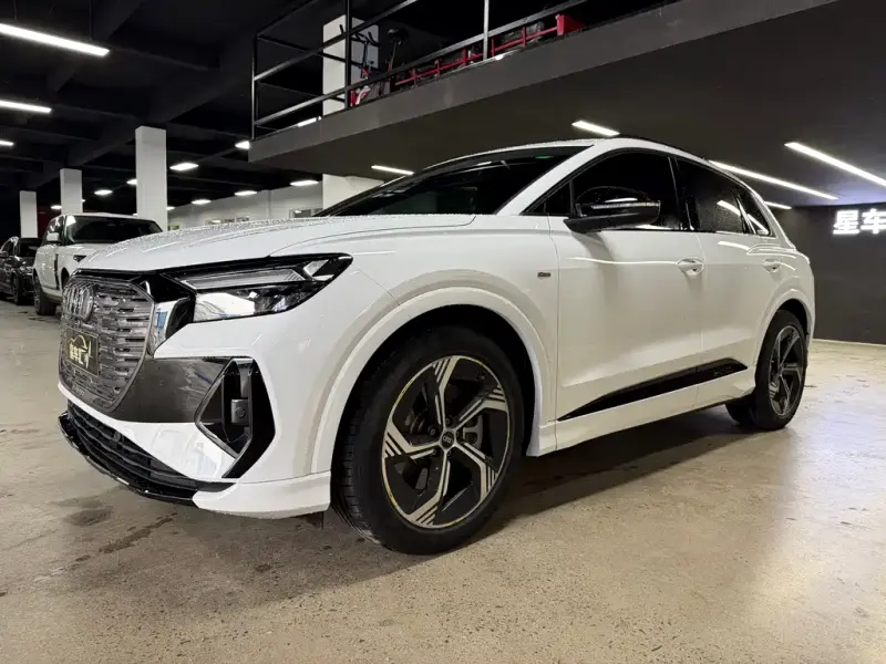 Audi Q4 e-tron, 2024