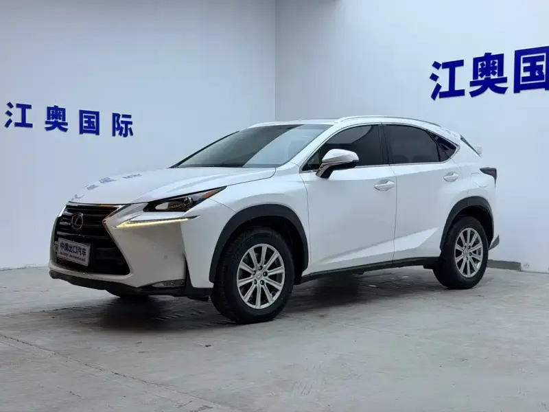 Lexus NX, 2017