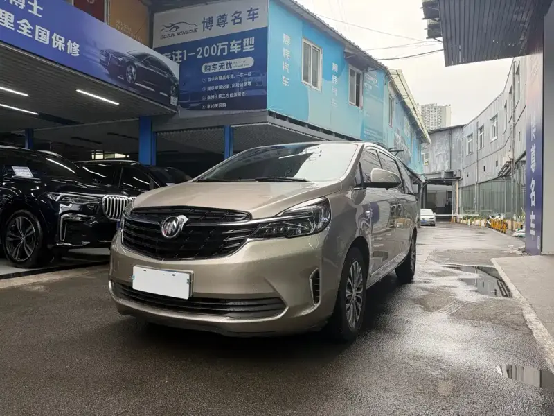 Buick GL8, 2022