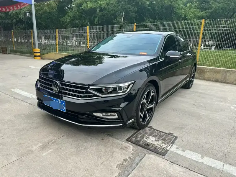 Volkswagen Magotan, 2025