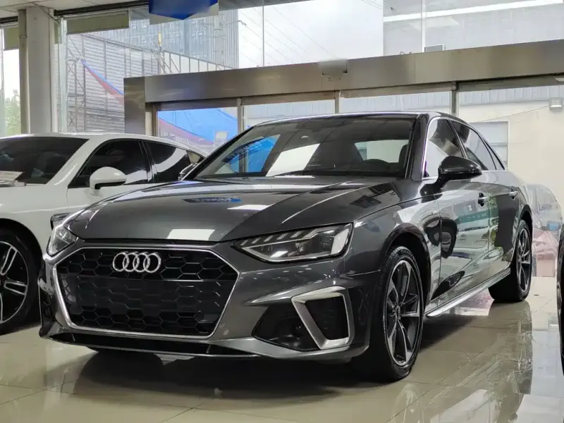 Audi A4L, 2023