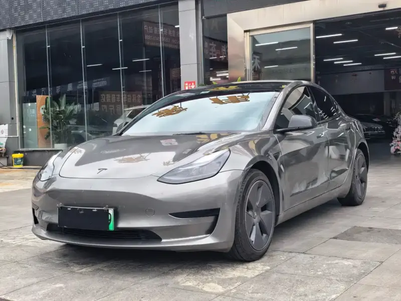 Tesla Model 3, 2023