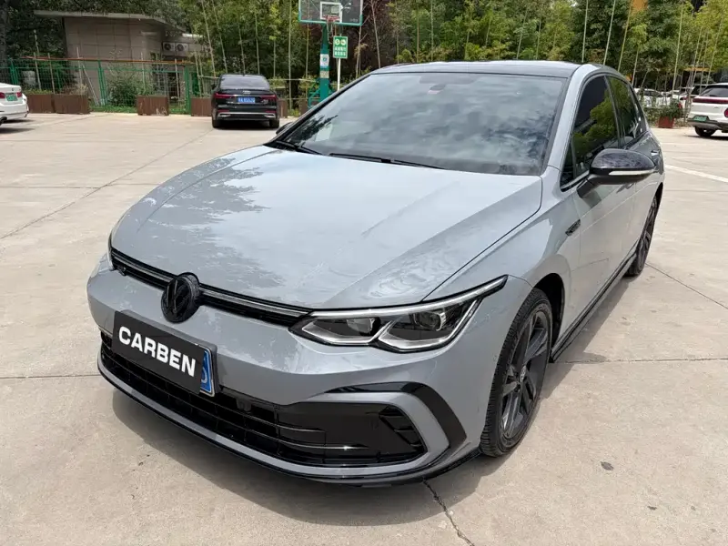 Volkswagen Golf, 2023