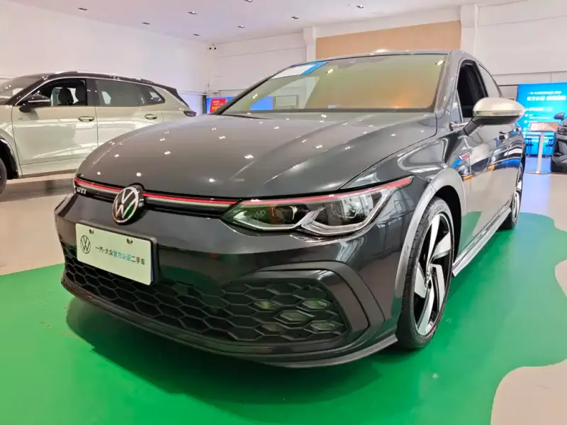 Volkswagen Golf GTI, 2023