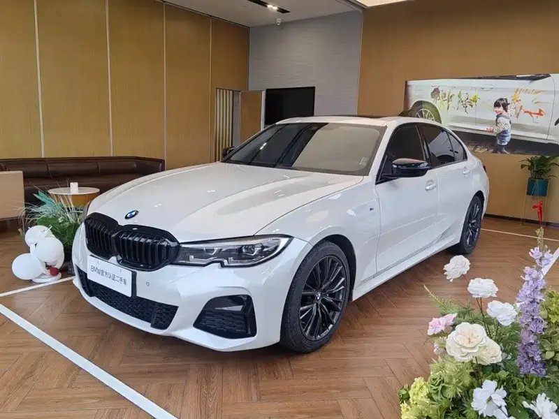 BMW 3 Series, 2022
