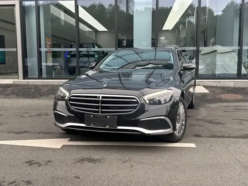 Mercedes-Benz E-Class, 2022
