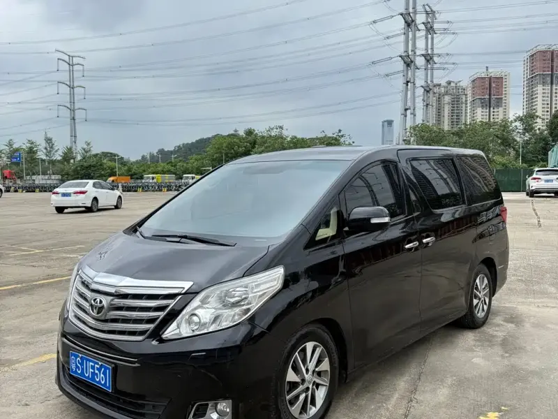 Toyota Alphard, 2014
