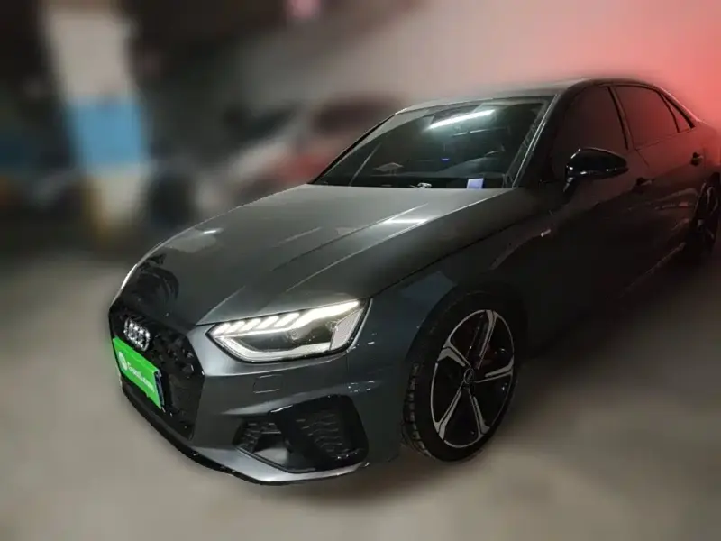 Audi A4L, 2023