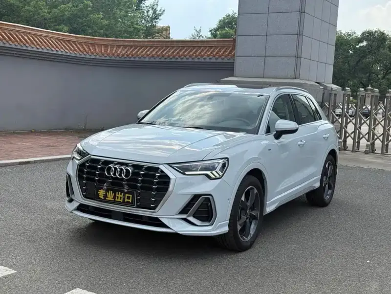 Audi Q3, 2022