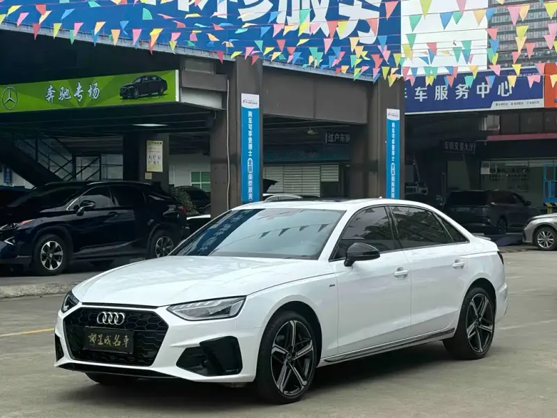Audi A4L, 2025