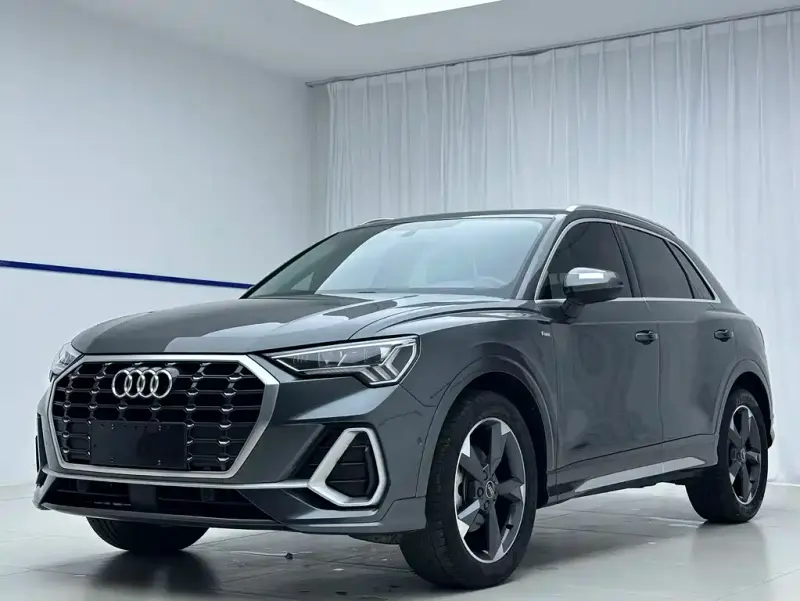 Audi Q3, 2022
