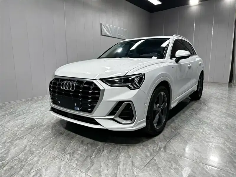 Audi Q3, 2022